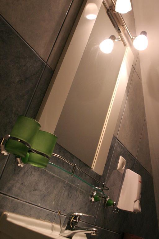 Hotel Pamira Sibiu Kamer foto